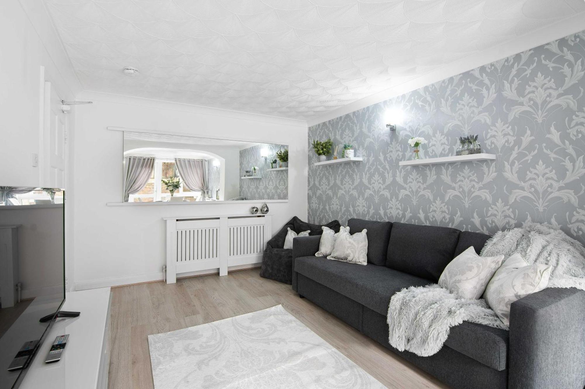The Roost Group - Stylish Apartments Грейвсенд Стая снимка